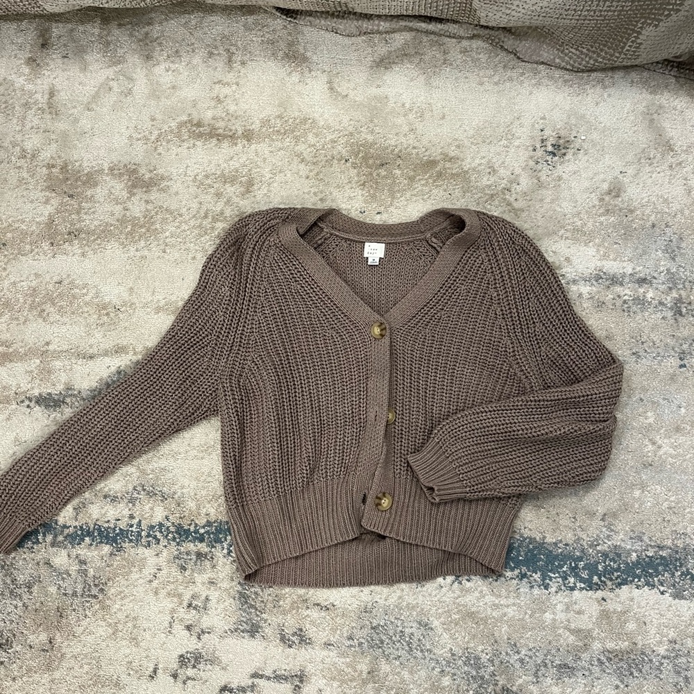 Cable knit sweater